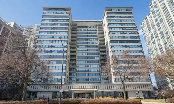 3430 N Lake Shore Drive #16L, Chicago, IL 60657