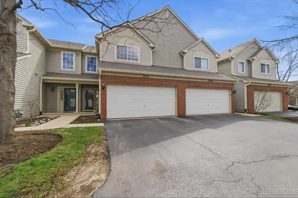 305 Thornwood Way #C, South Elgin, IL 60177