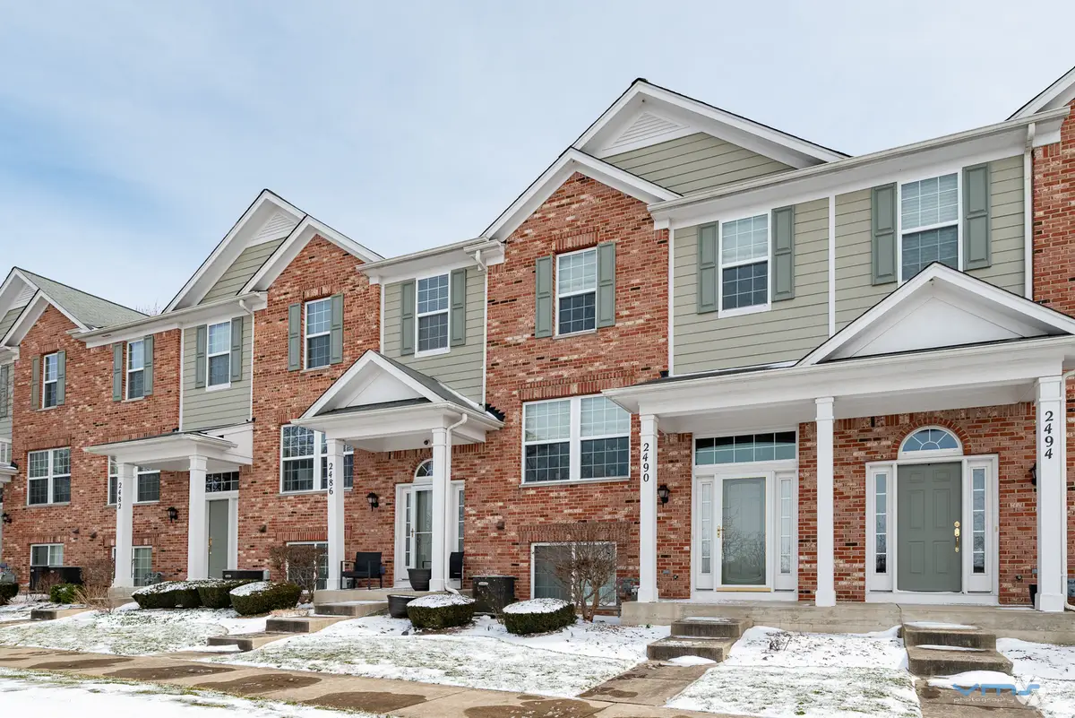 2490 Anna Way, Elgin, IL 60124 - #1