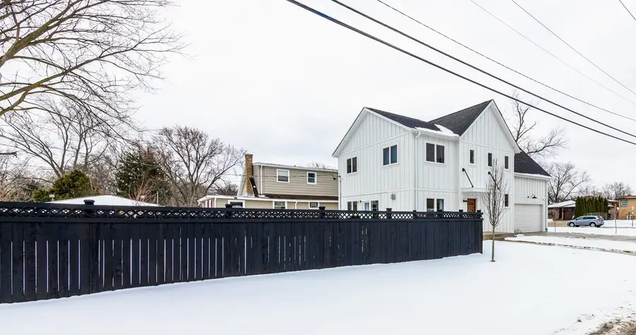 145 N Elmwood Avenue, Wood Dale, IL 60191 - #3