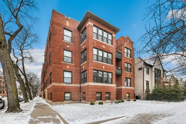 1504 W Cullom Avenue #A2, Chicago, IL 60613