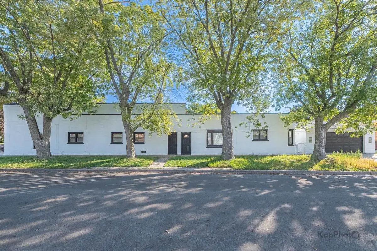 6259 W Peterson Avenue, Chicago, IL 60646 - #1