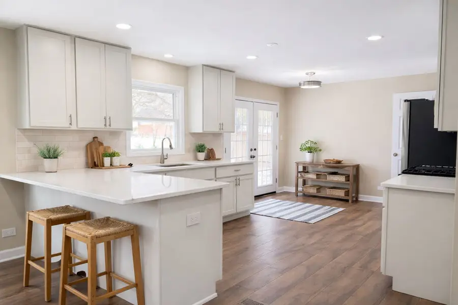 711 Woodhollow Lane, Buffalo Grove, IL 60089 - #2