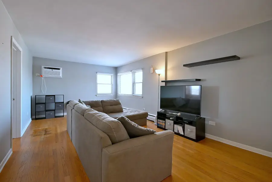 7310 N Harlem Avenue #303, Chicago, IL 60631 - #3