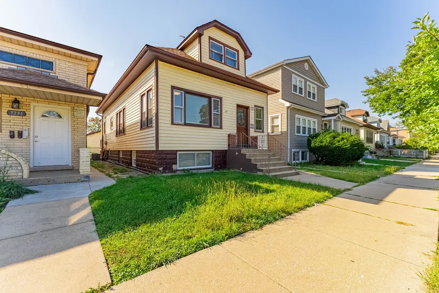 5335 W Barry Avenue, Chicago, IL 60641 - #2