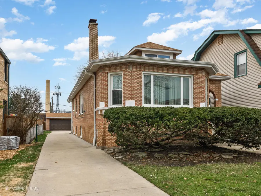 5541 W Ardmore Avenue, Chicago, IL 60646 - #2