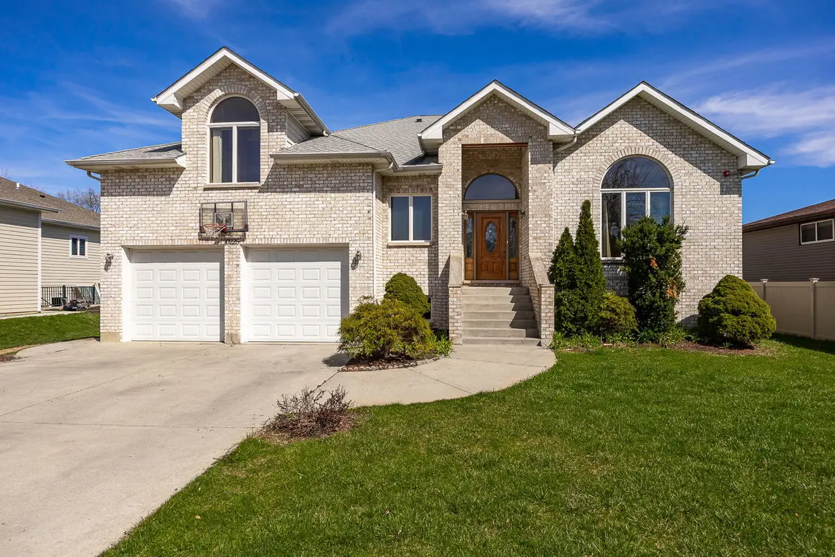 10225 S 81st Court, Palos Hills, IL 60465 - #1