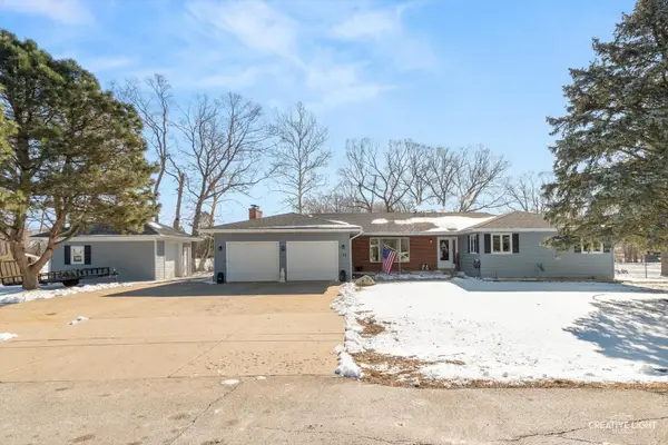 128 Edgebrook Drive, Sandwich, IL 60548
