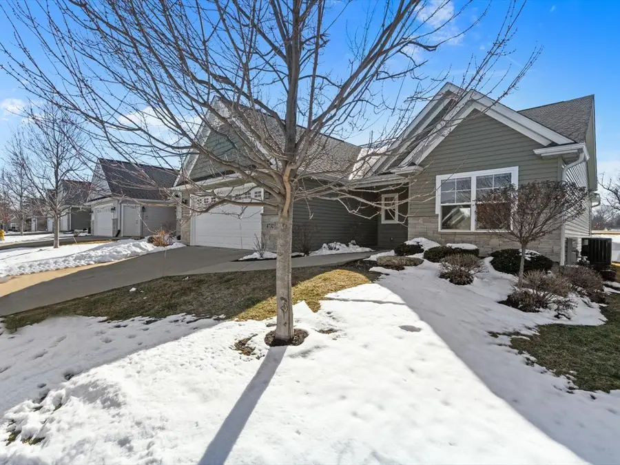 4732 Pheasant Creek Avenue, Davenport, IA 52807 - #3