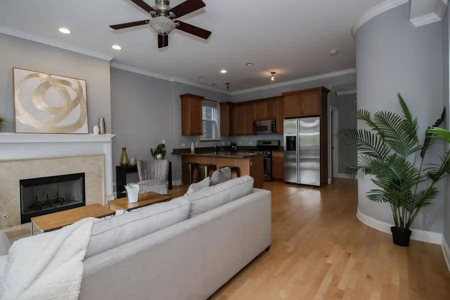 1236 W Webster Avenue #2, Chicago, IL 60614 - #2