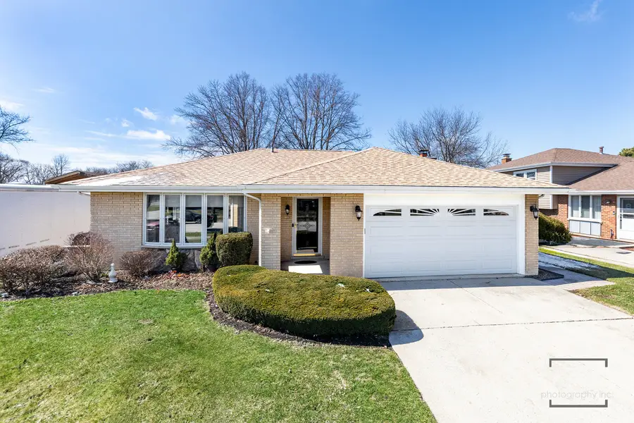 10128 Mansfield Avenue, Oak Lawn, IL 60453 - #2