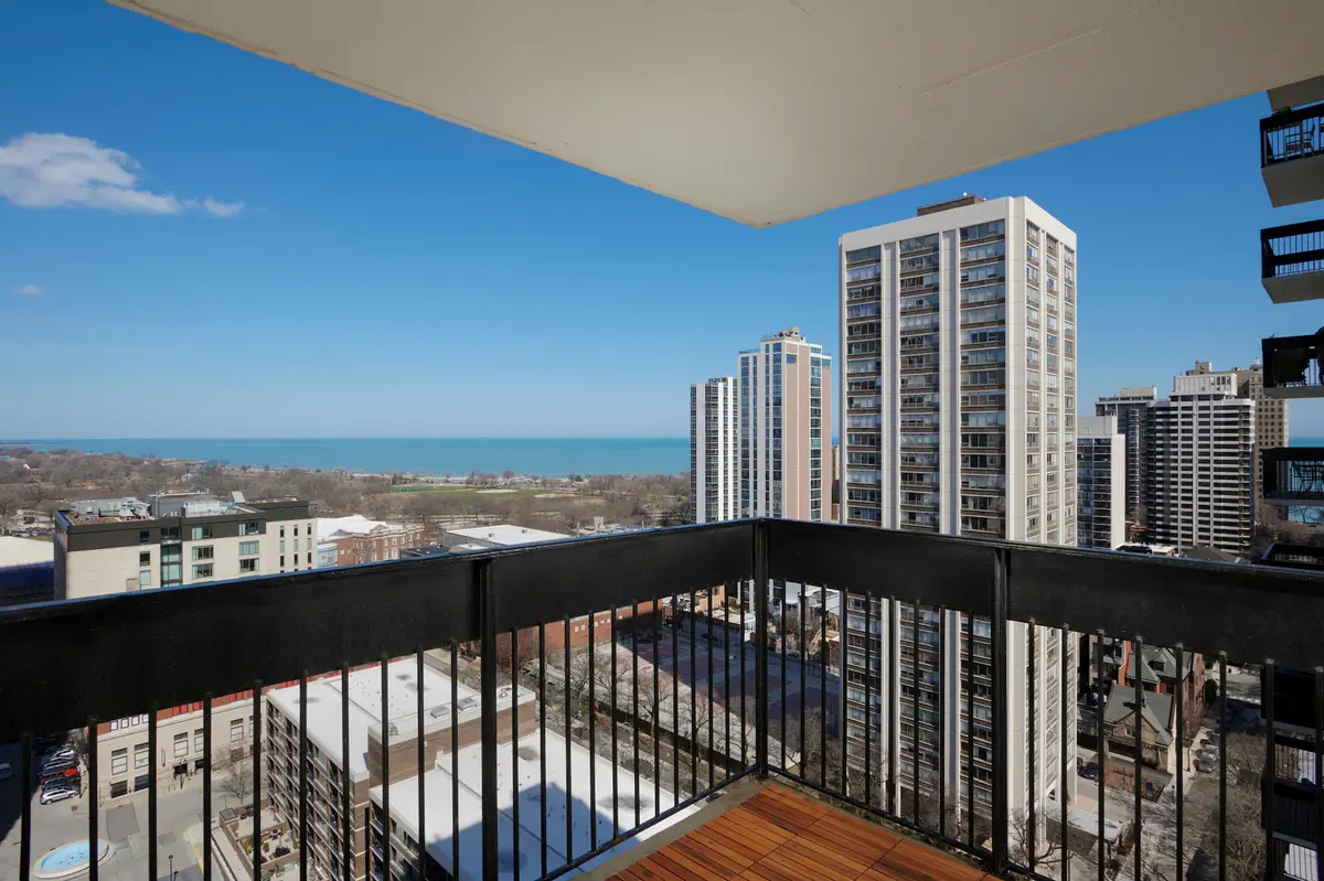Address Withheld By Seller, Chicago, IL 60610 - #1