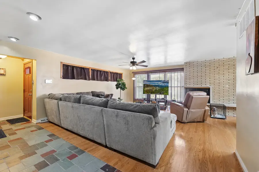 4437 W 100th Street, Oak Lawn, IL 60453 - #3