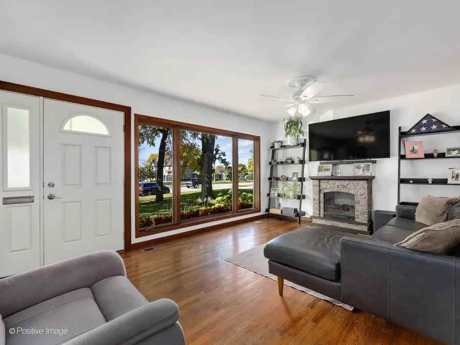 875 S York Street, Elmhurst, IL 60126 - #3