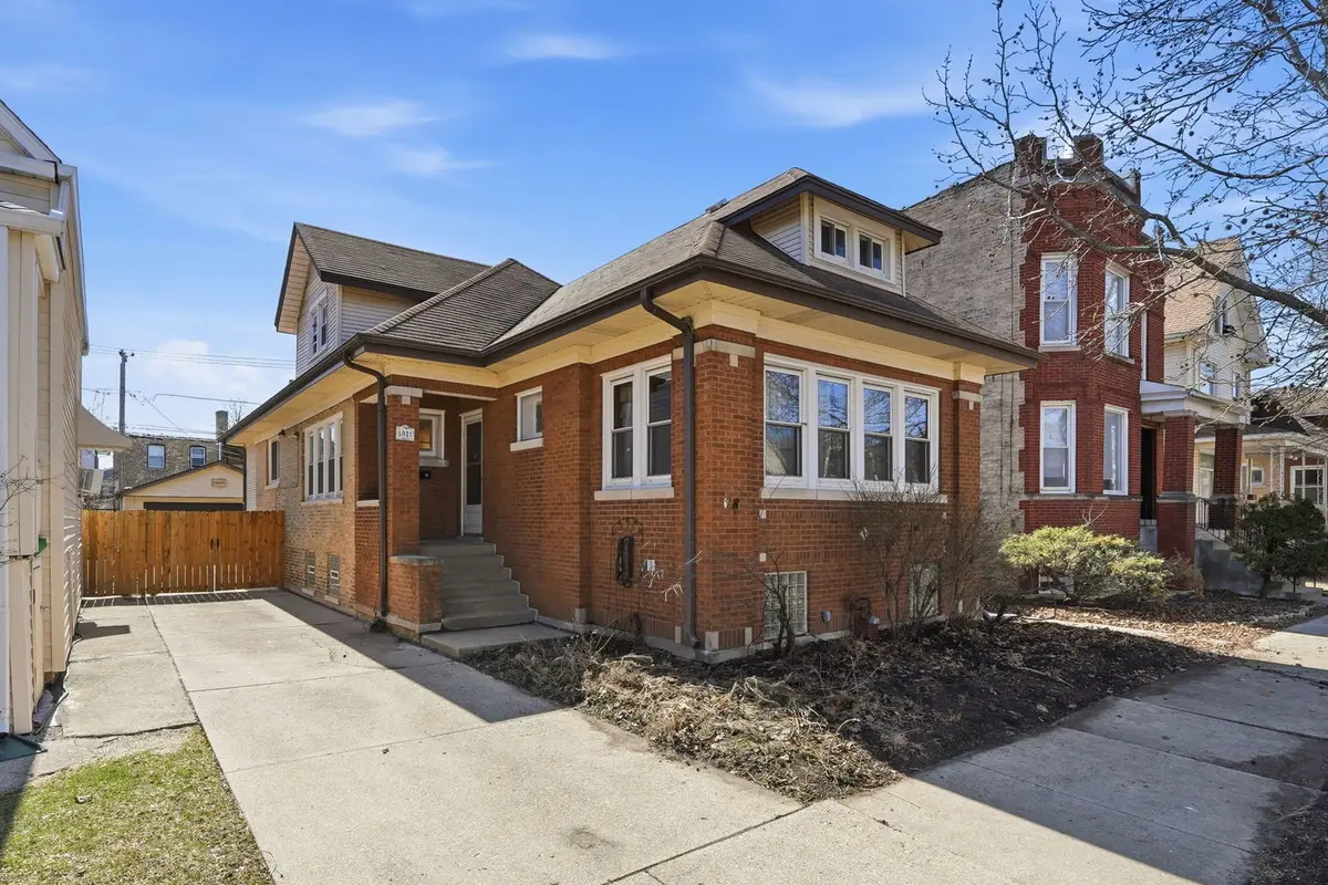 5021 W Berenice Avenue, Chicago, IL 60641 - #1