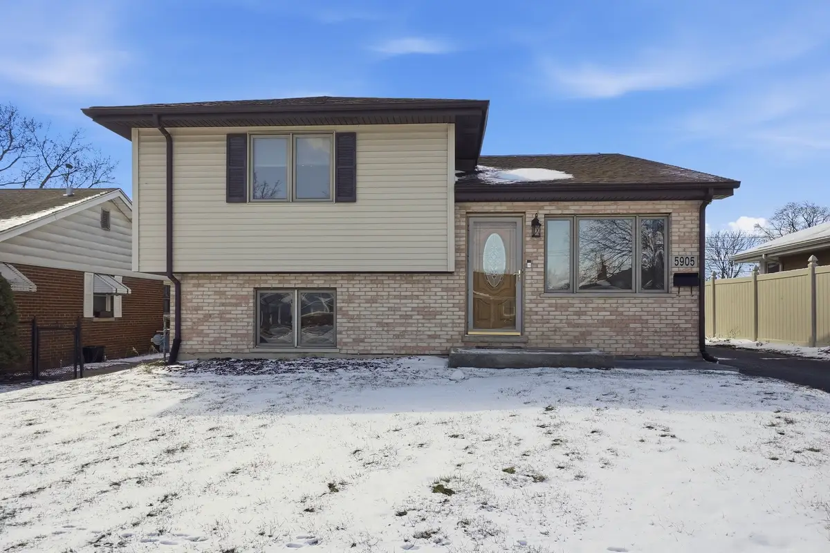 5905 Superior Street, Berkeley, IL 60163 - #1