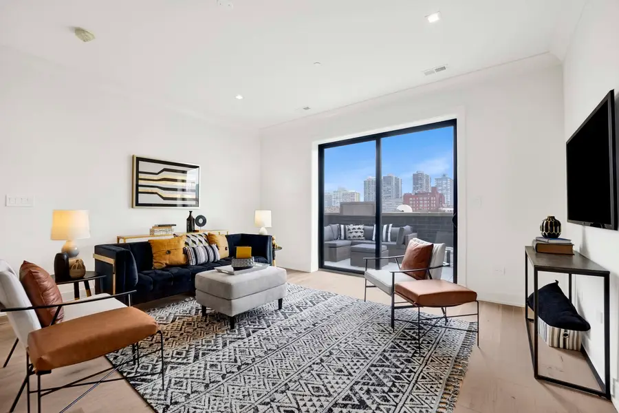5630 N Broadway Street #2E, Chicago, IL 60660 - #2
