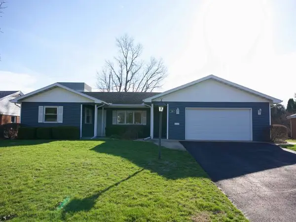 308 Granada Road, Bloomington, IL 61701