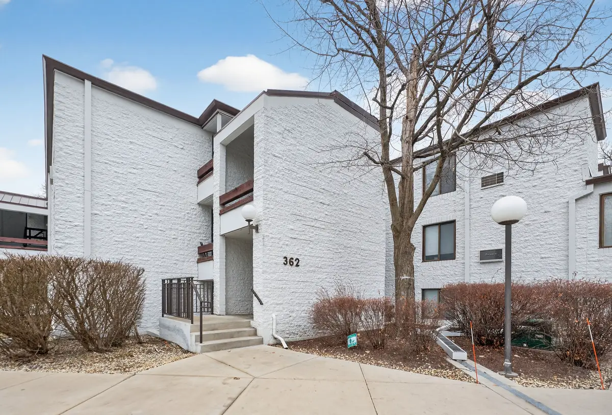 362 W Miner Street #1A, Arlington Heights, IL 60005 - #1