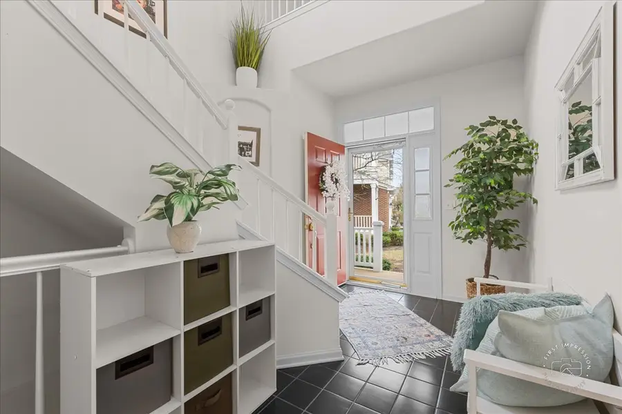 263 Lillian Court, Geneva, IL 60134 - #3