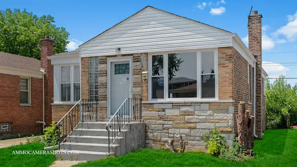 Address Withheld By Seller, Calumet Park, IL 60827