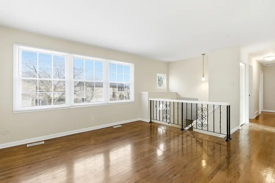 16419 Woodlawn West Avenue, South Holland, IL 60473 - #2