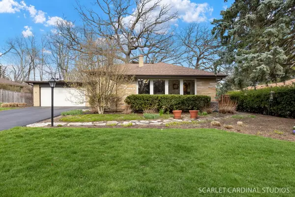 9 Notre Dame Drive, Naperville, IL 60540