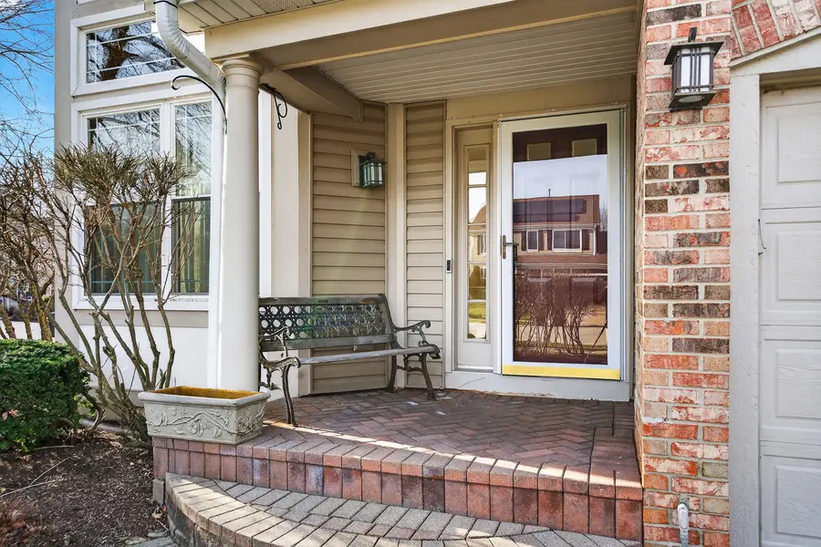 685 E Thornhill Lane, Palatine, IL 60074 - #3