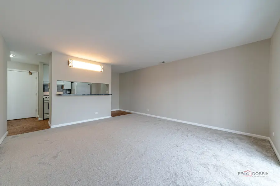 8 Oak Creek Drive #2802, Buffalo Grove, IL 60089 - #2