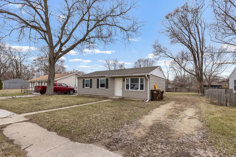 30 Gilbert Terrace, Machesney Park, IL 61115 - #2