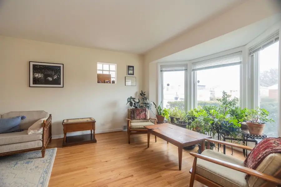 6552 N Troy Street, Chicago, IL 60645 - #2