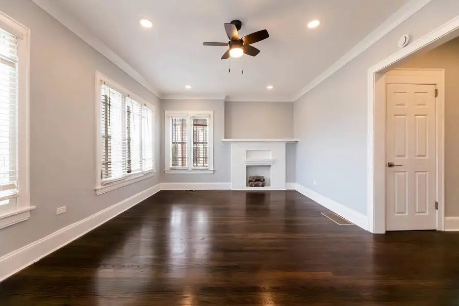 7549 S Michigan Avenue, Chicago, IL 60619 - #3