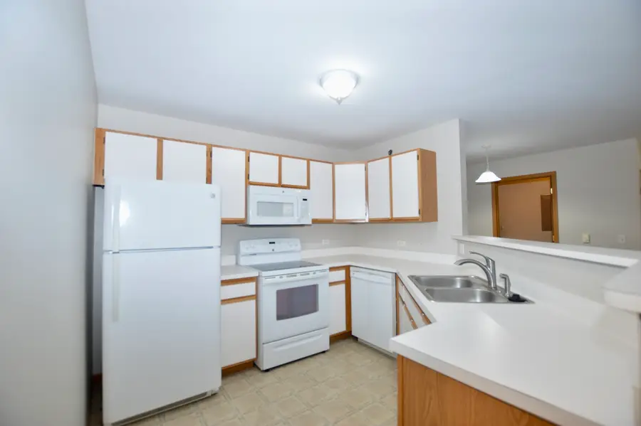 300 Cunat Boulevard #2C, Richmond, IL 60071 - #3