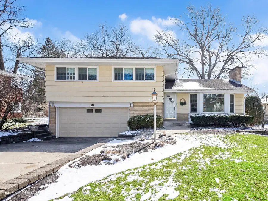 417 Naperville Road, Clarendon Hills, IL 60514 - #2