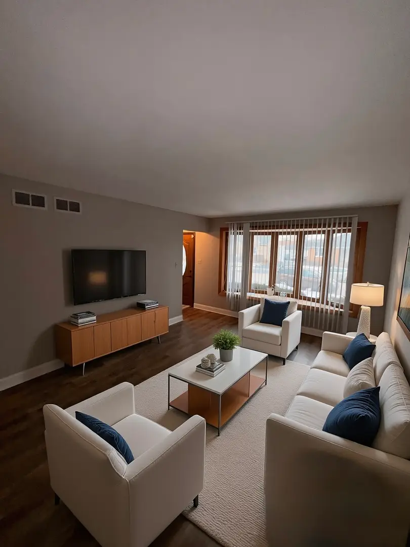 18136 Oakwood Avenue, Lansing, IL 60438 - #2