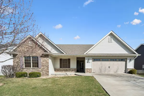 1716 Conor Court, Clinton, IA 52732