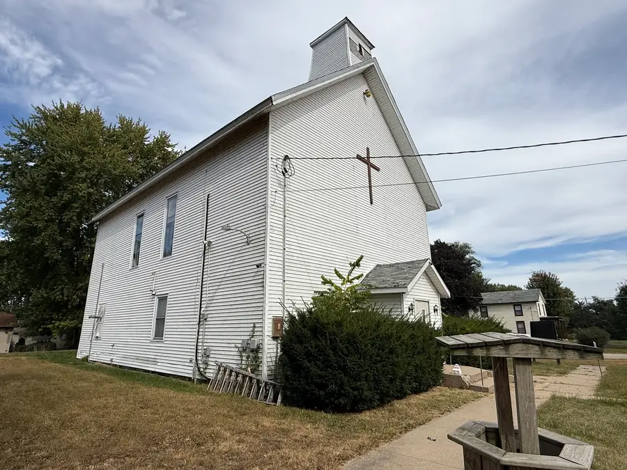 104-106 Gaston Street, Dixon, IL 61021 - #3