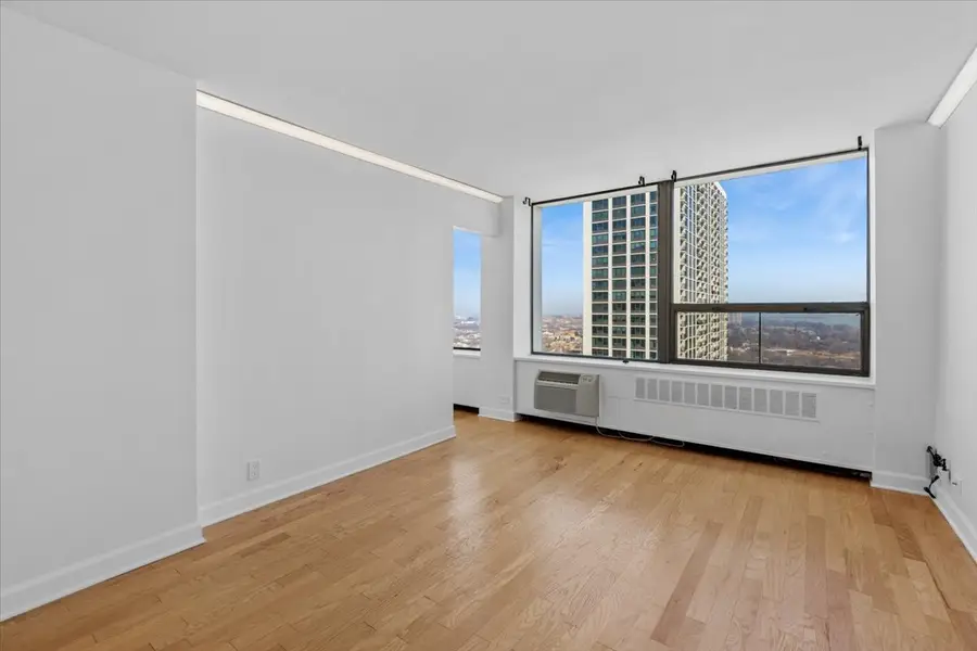 1460 N Sandburg Street #2904, Chicago, IL 60610 - #3