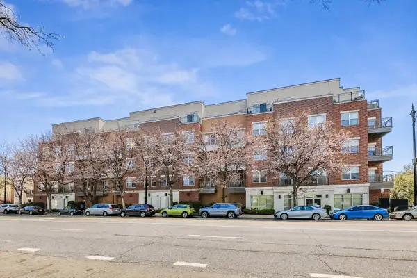 1155 W Roosevelt Road #304, Chicago, IL 60608