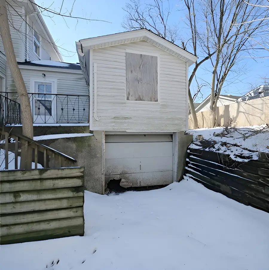 212 S Tryon Street, Woodstock, IL 60098 - #3