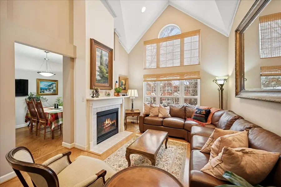 2710 Langley Circle, Glenview, IL 60025 - #2