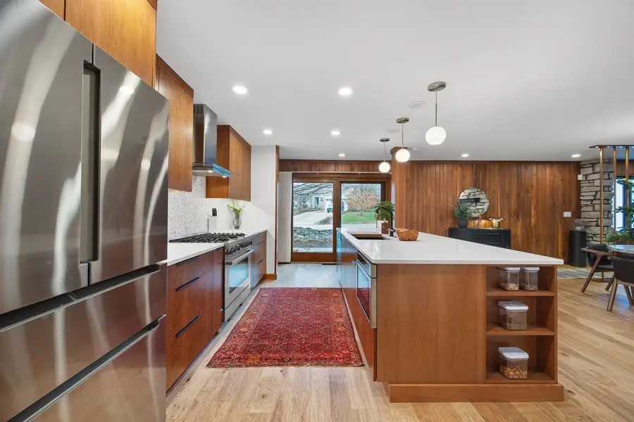 219 Parkview Drive, Bloomington, IL 61701 - #3