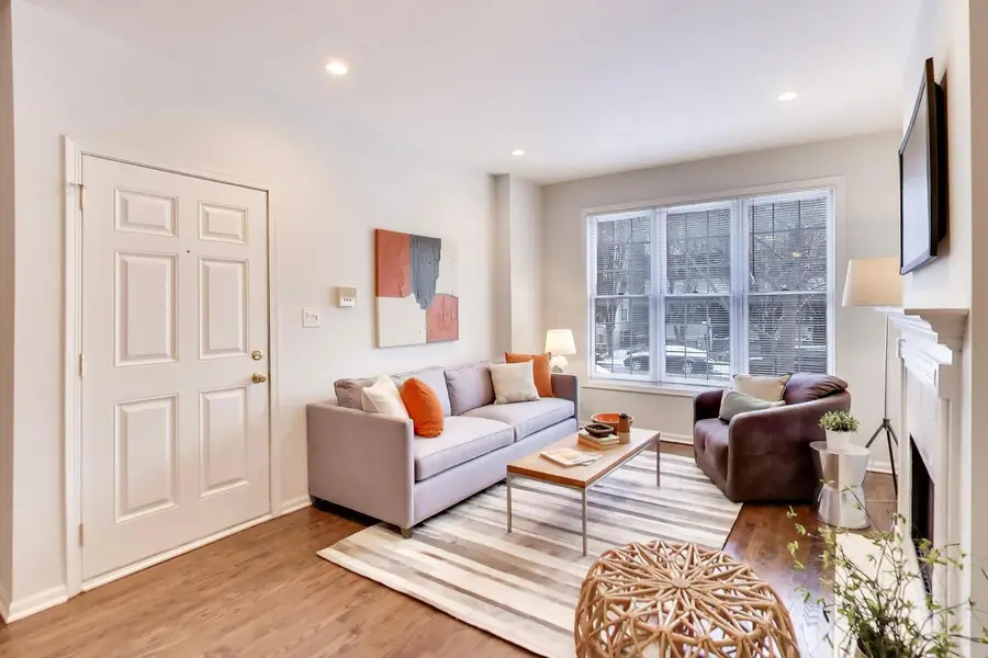 1359 W Hubbard Street #1, Chicago, IL 60642 - #3