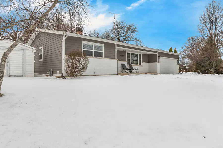 4509 Ashley Drive, McHenry, IL 60050 - #3