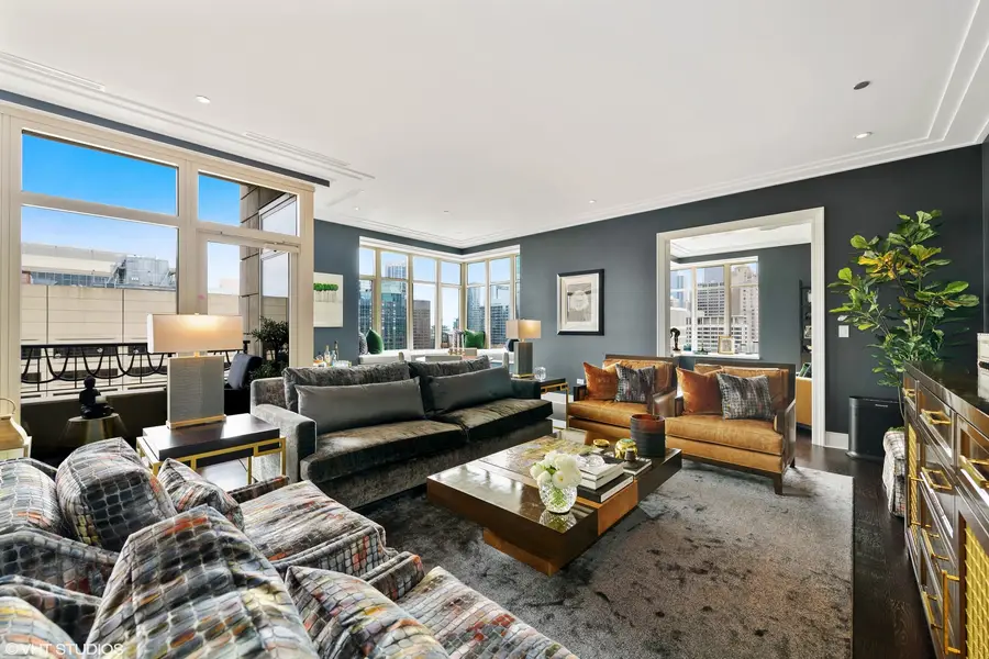 118 E Erie Street #29F, Chicago, IL 60611 - #2