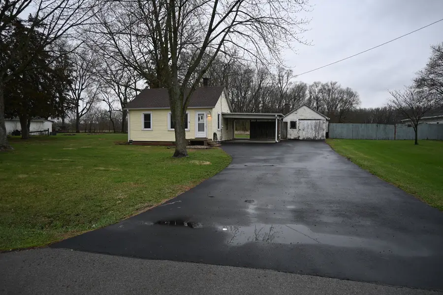 185 W Southmor Road, Morris, IL 60450 - #3