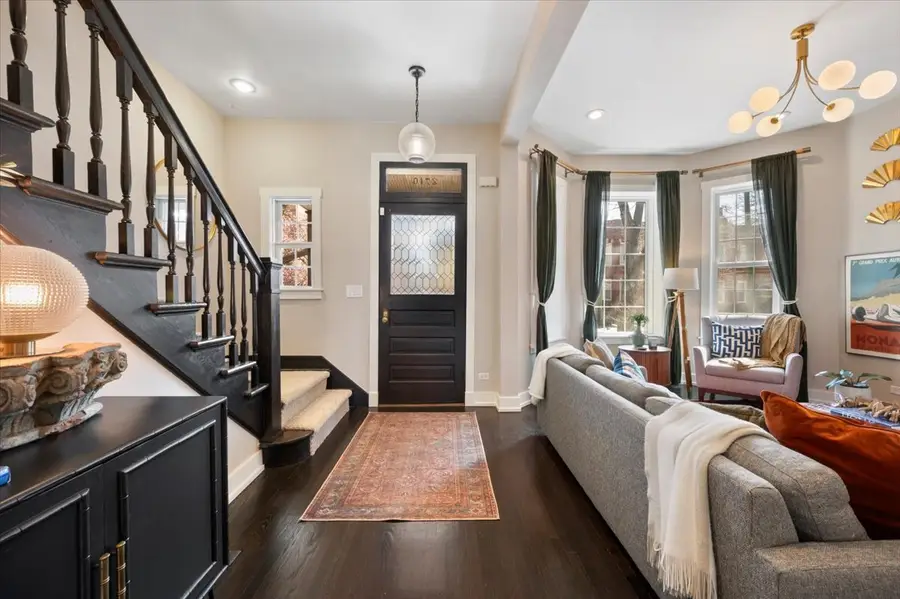 2710 N Sacramento Avenue, Chicago, IL 60647 - #3