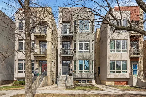 3850 W Wrightwood Avenue #1, Chicago, IL 60647