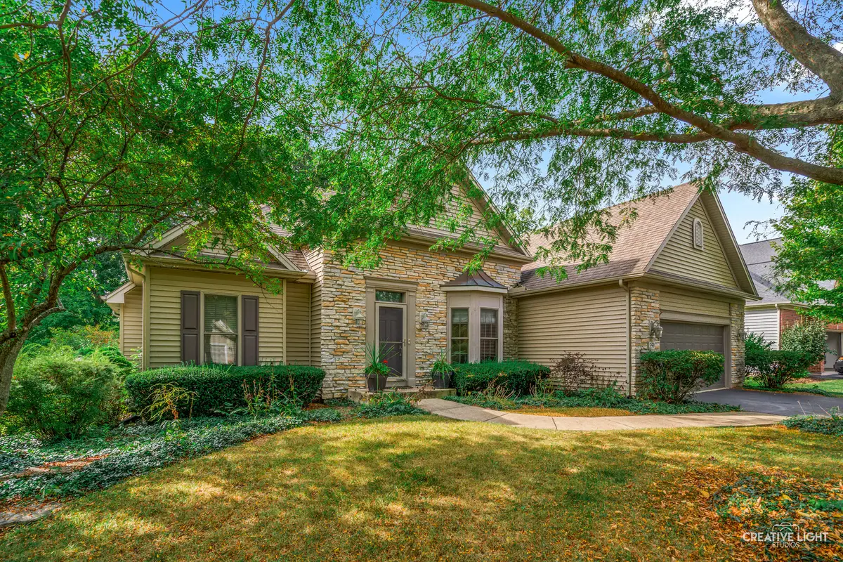 359 Johnson Woods Drive, Batavia, IL 60510 - #1