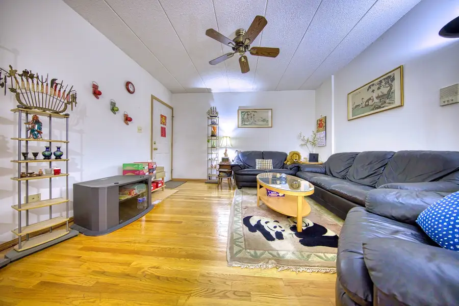 Address Withheld By Seller, Chicago, IL 60616 - #3